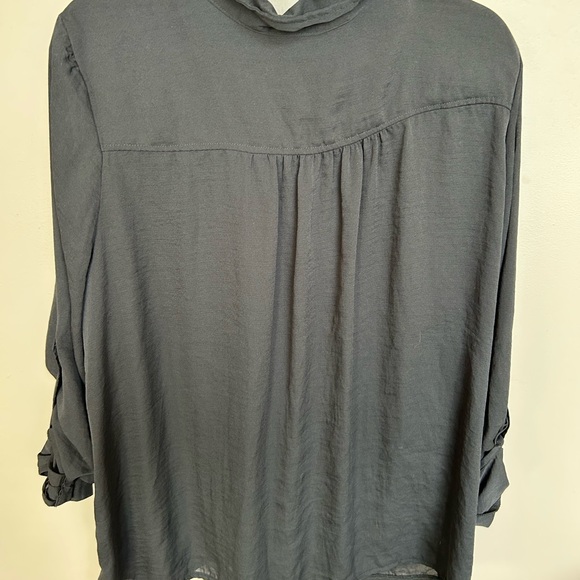 Pennington 2X Polyester blouse, Black and beautiful! - Picture 3 of 4